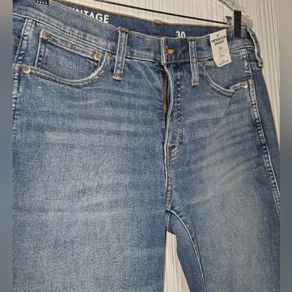 J Crew Women's 9" Vintage Slim Straight Jeans,  Sz 30 (US 10), Mid-Rise... - Picture 3 of 10